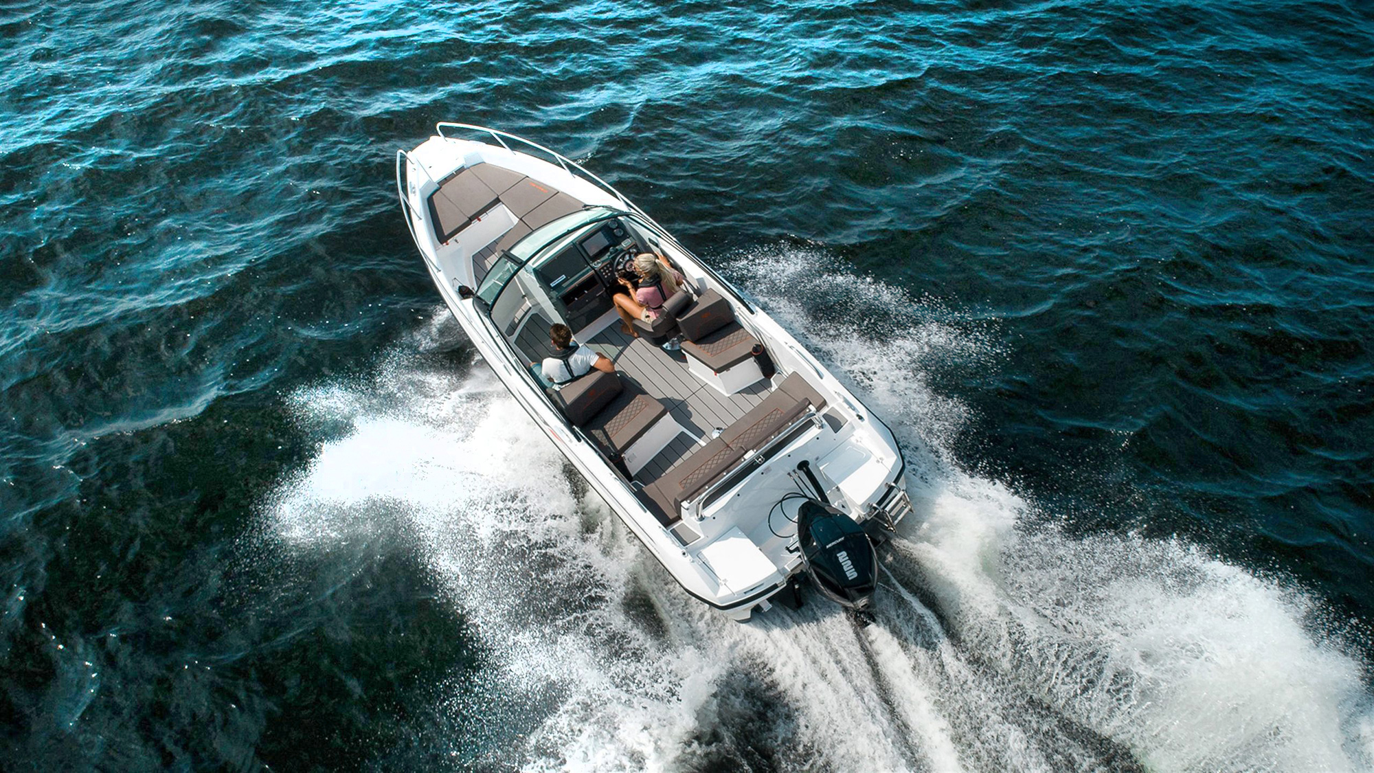 Paros boat charters - a luxurious way to experience the Aegean Sea