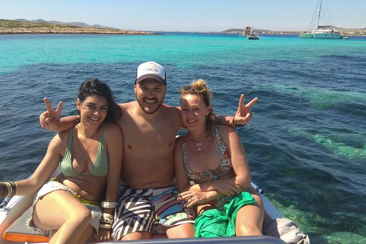 Boat rental in Paros - an adventure for all ages