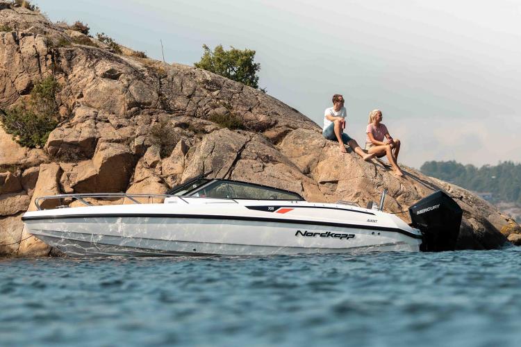 Boat tours in Paros - a fun and educational way to see the island