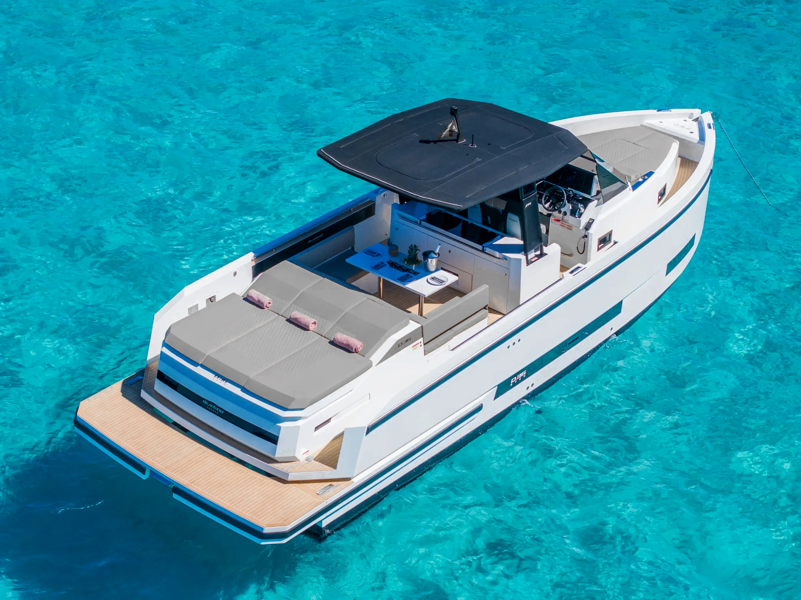 luxury speed boat private cruise paros